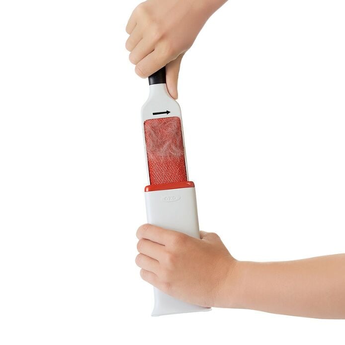 OXO Good Grips FurLifter Furniture Brush - Thumbnail 2