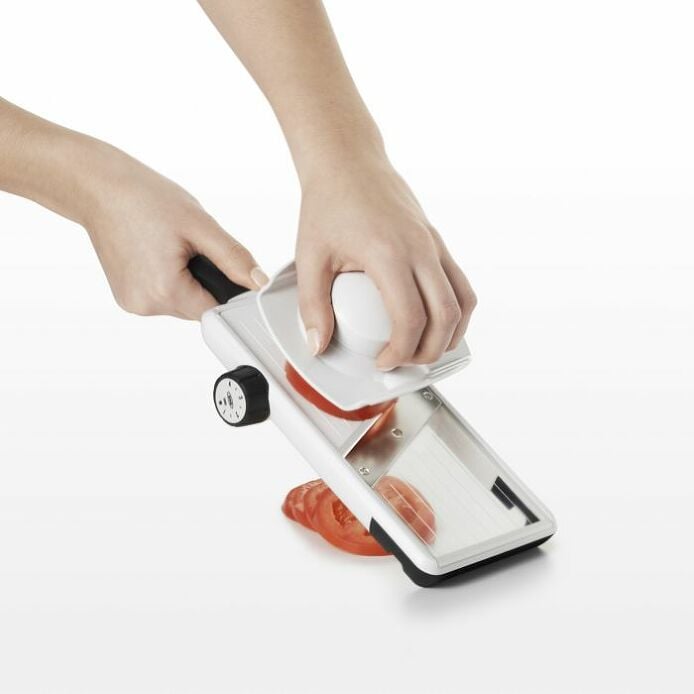 Large Adjustable Hand-Held Mandoline Slicer - Thumbnail 4
