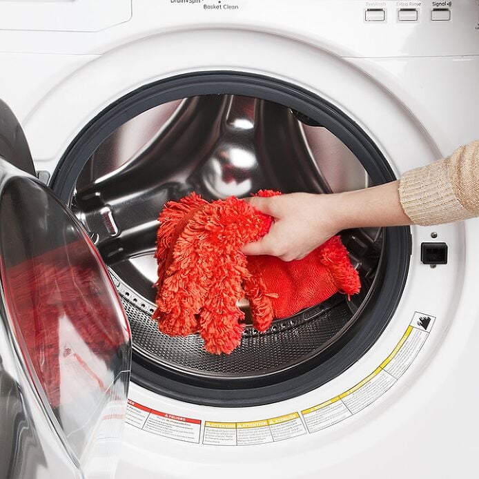 OXO Good Grips Microfiber Under Appliance Duster Refill - Thumbnail 4