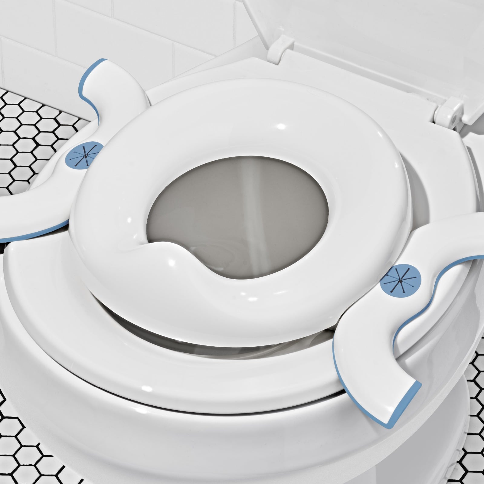 OXO Tot 2-In-1 Go Potty - Dusk details tab image.