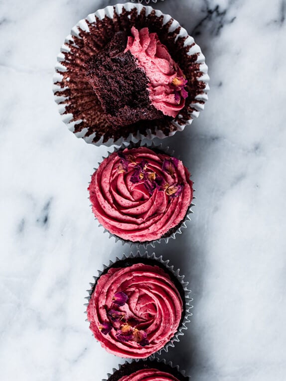 Back Pocket Recipe: Gluten-Free Chocolate Cupcakes from Snixy Kitchen